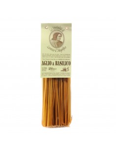 pasta-italiana-aglio-e-basilico